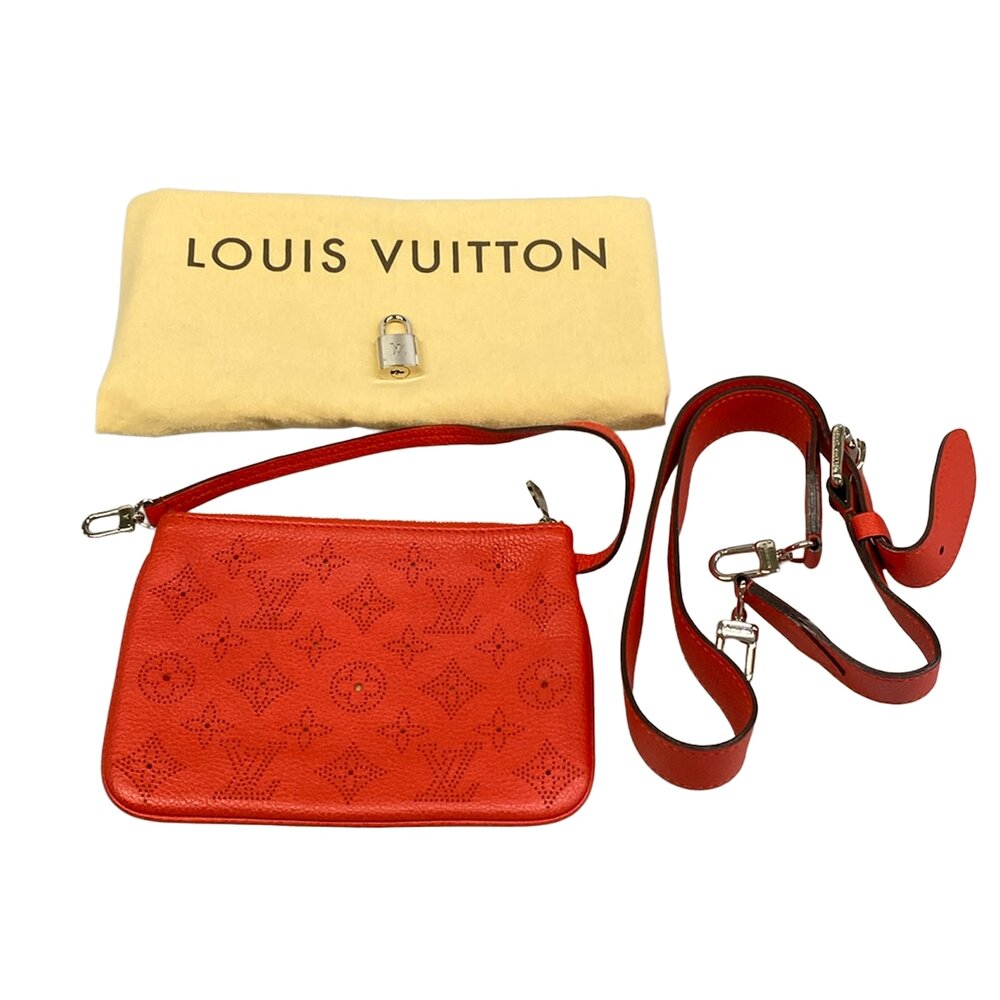 Louis Vuitton Selene MM Mahina Handbag M94306 - Picture 8 of 15